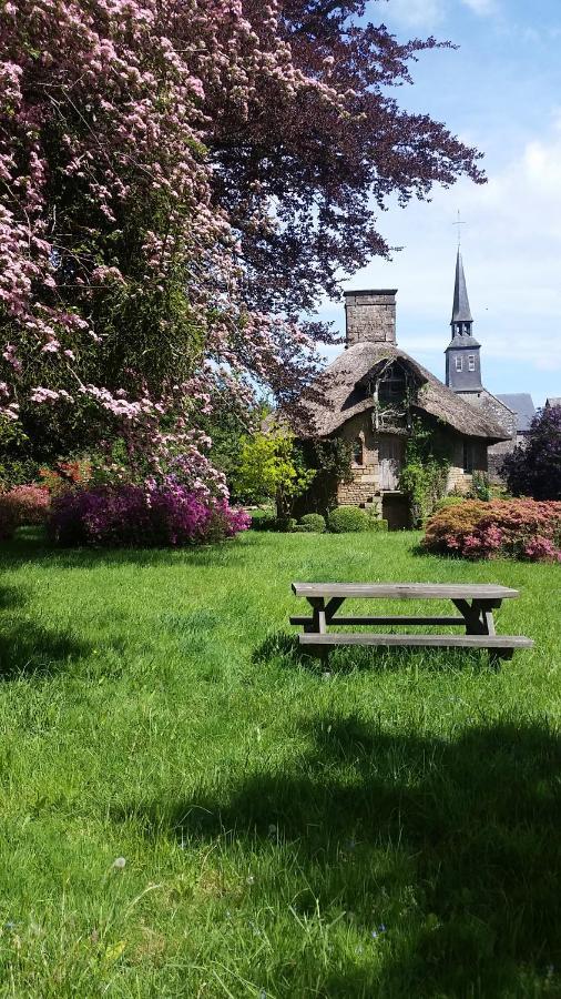 La Tiny Du Parc : Saint Symphorien Des Monts Villa Ernee Luaran gambar